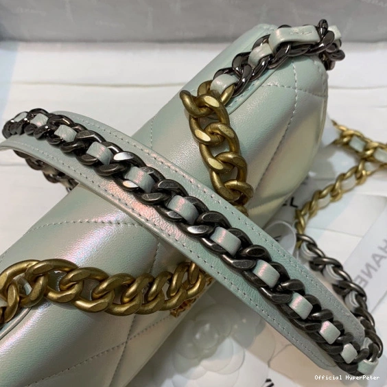 HyperPeter WALLET CHANEL19 ON CHAIN 0815